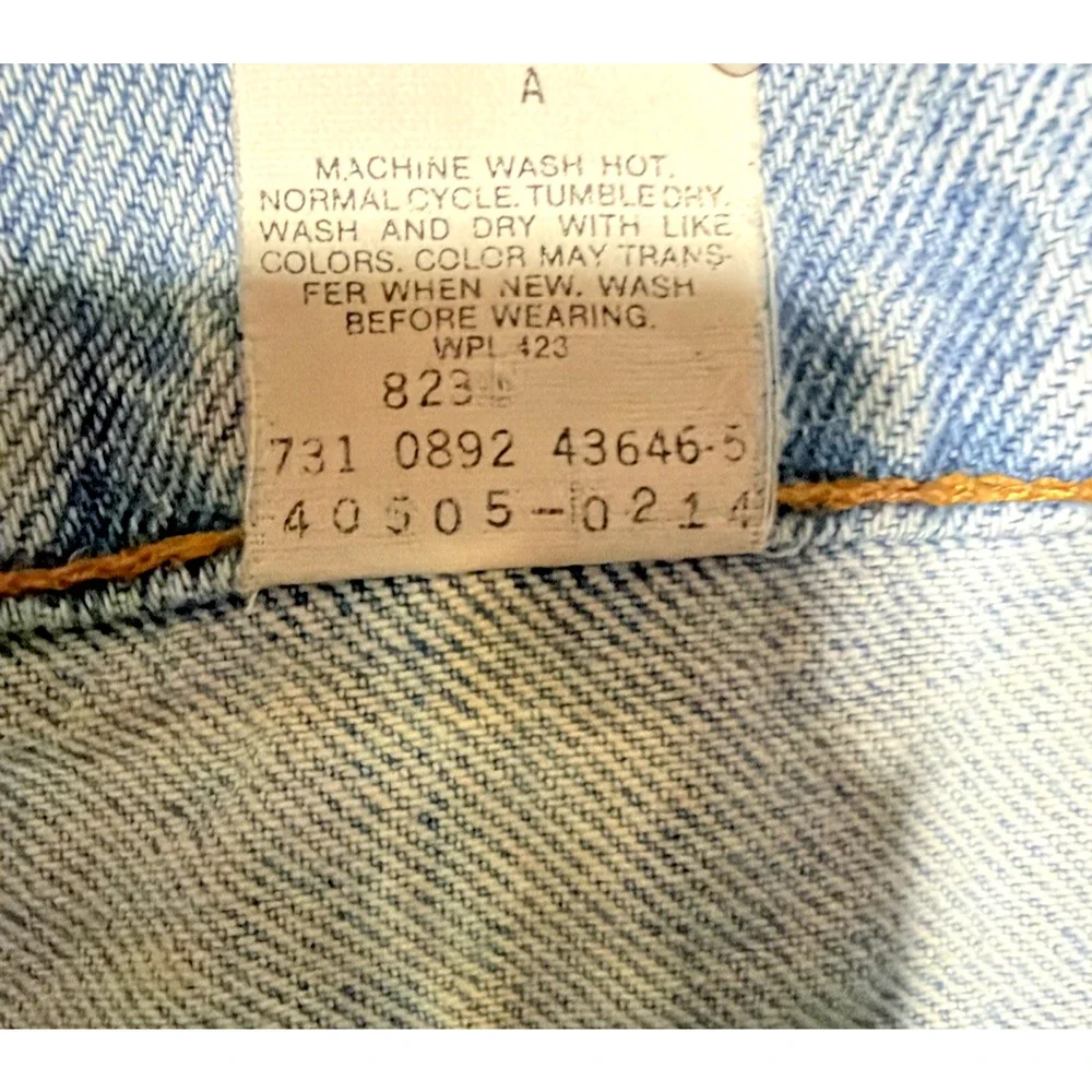 Vintage Levi’s 505 Custom Face Art Jeans W32